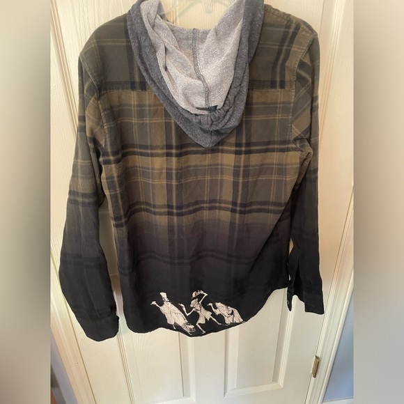 Disney Our Universe Haunted Mansion Dip Dye Flannel - Picture 3 of 8